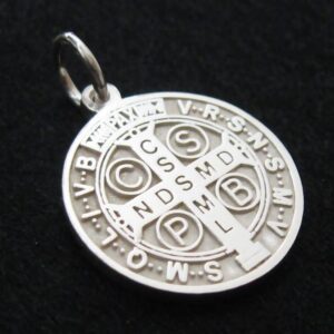 Medalla San Benito Sin Color